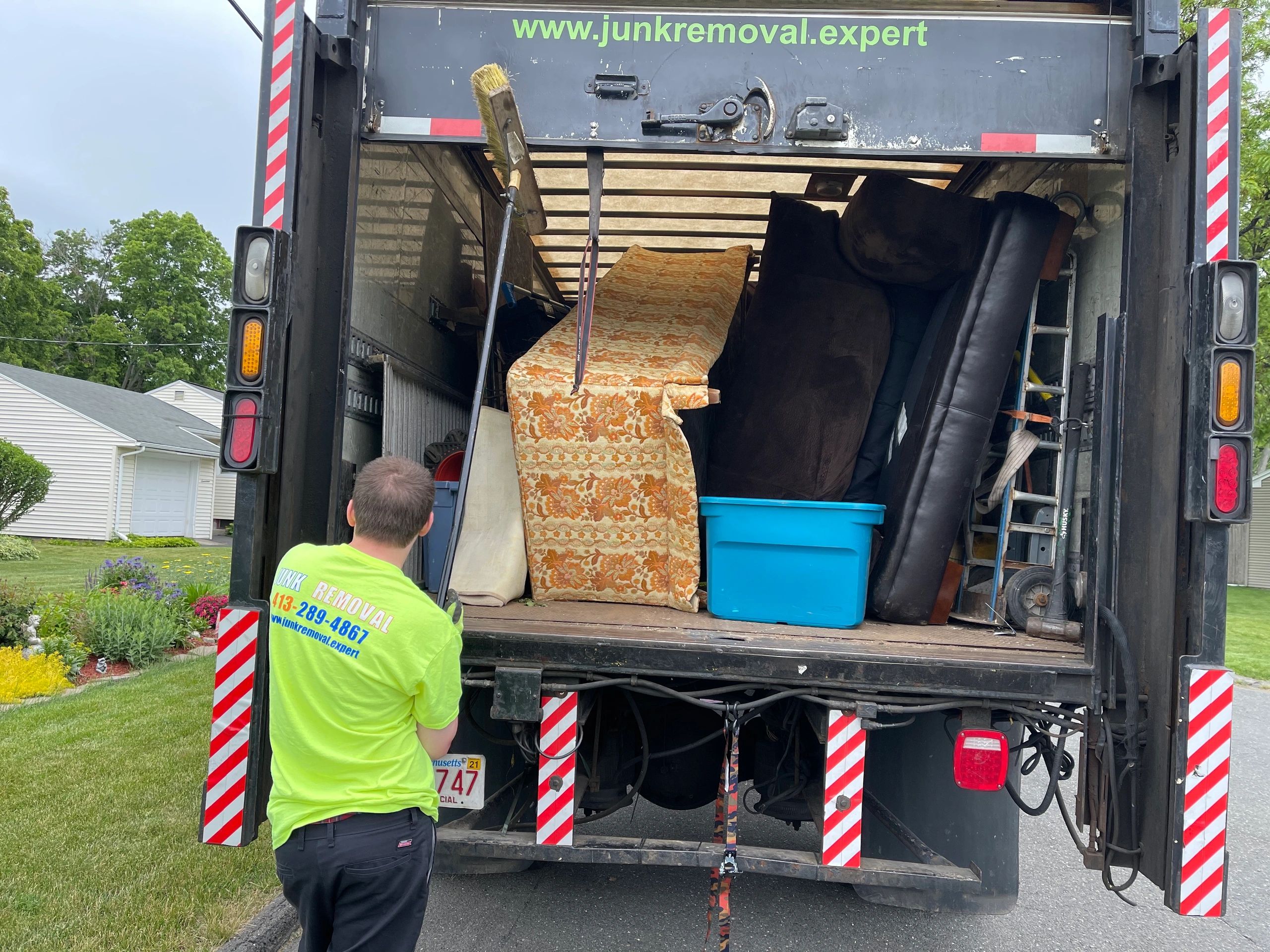 Klean Assurance Furniture Removal, Junk Pick Up, Junk Removal